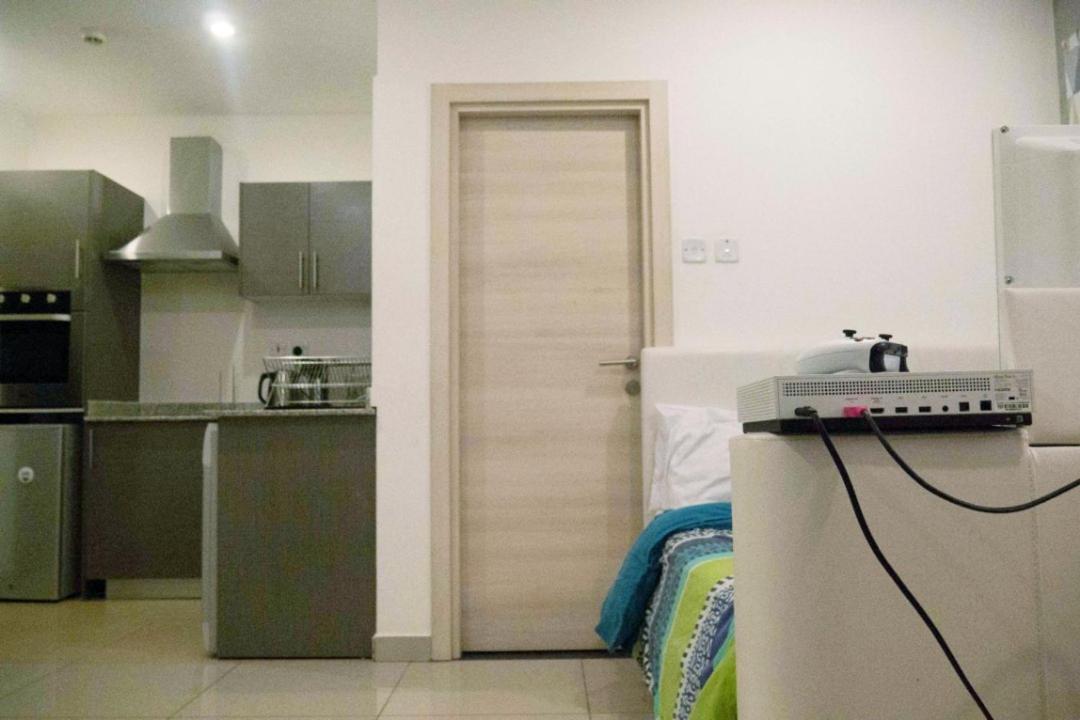 Gallery Apartments By Bestwest Hospitality アクラ エクステリア 写真